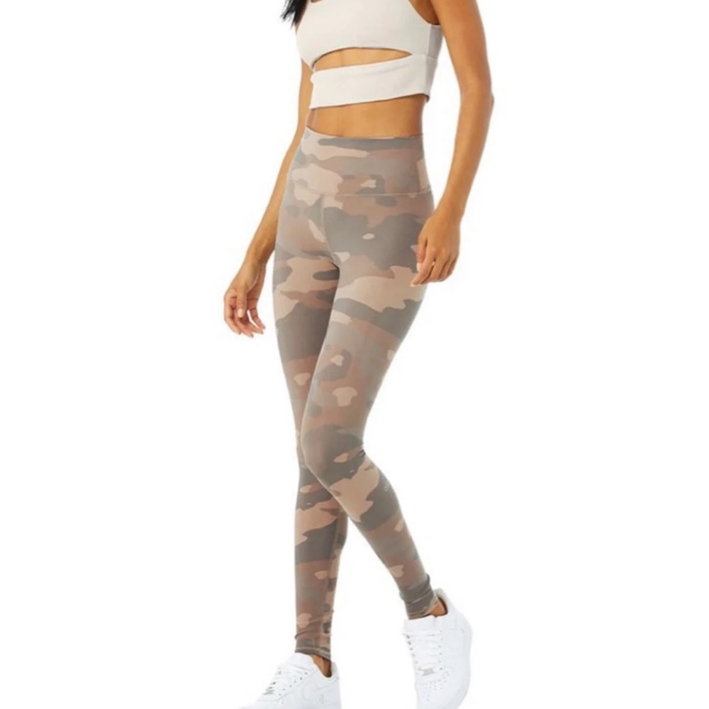 Alo yoga airlift camo leggings